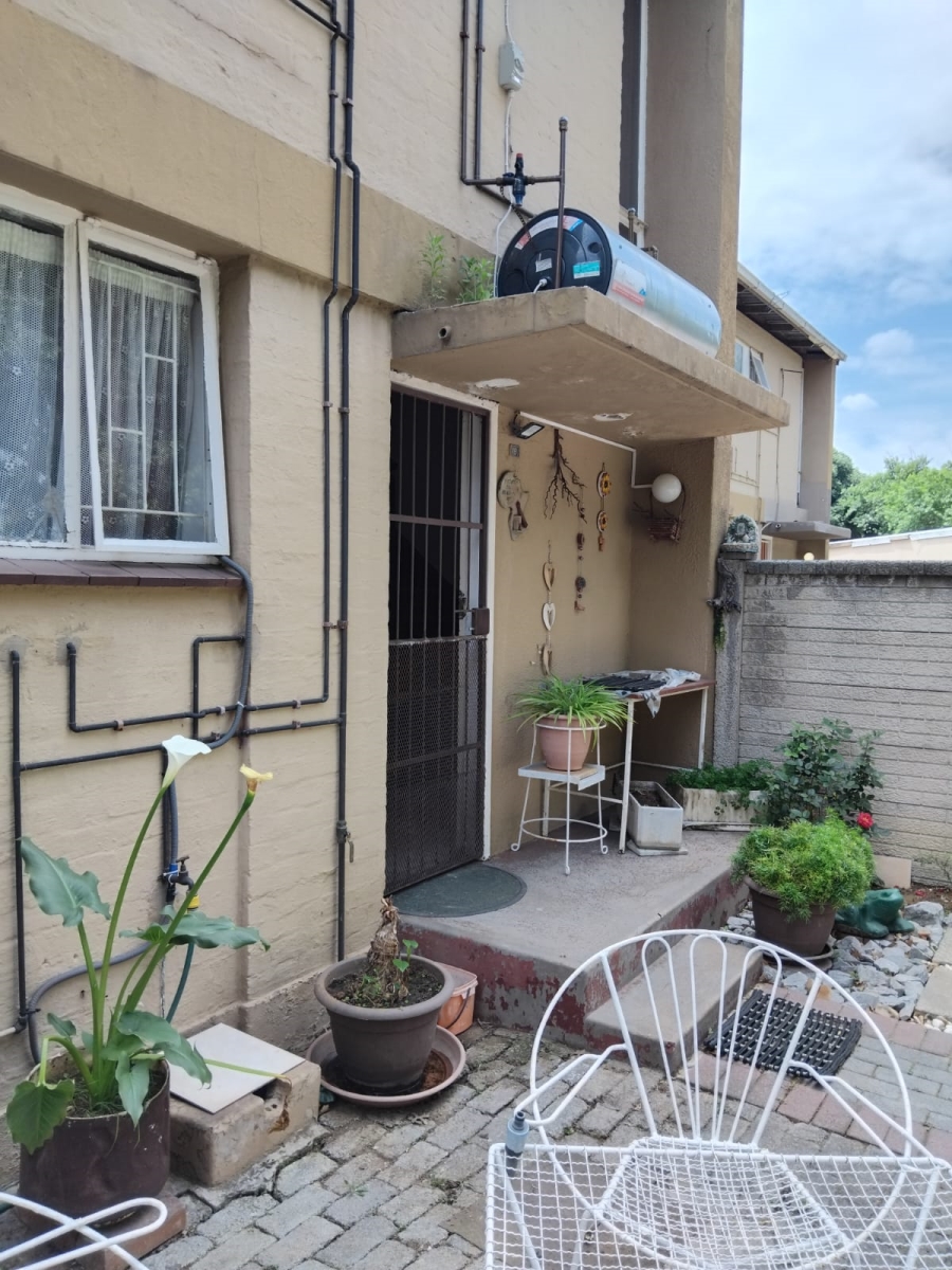 2 Bedroom Property for Sale in Sasolburg Ext 2 Free State
